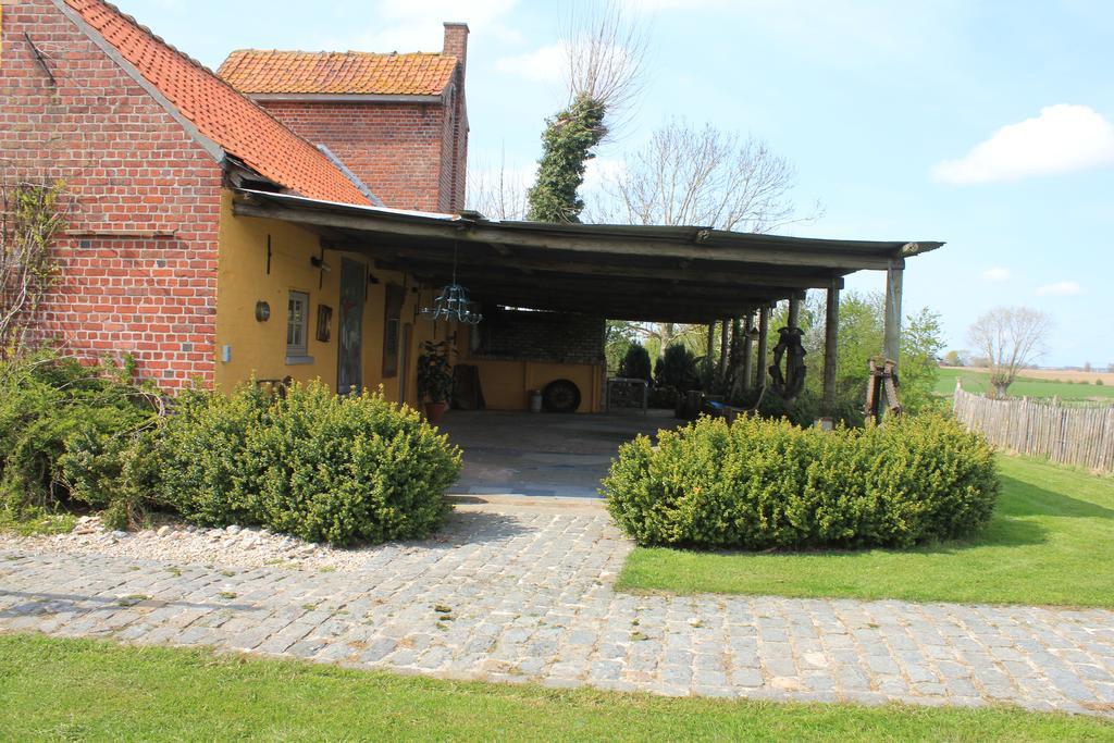 B&B 'T Zwaluwnest Heuvelland Exteriör bild